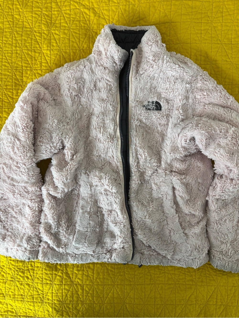 The North Face Kids Reversible Fleece Jacket in Pink and Gray 7/8